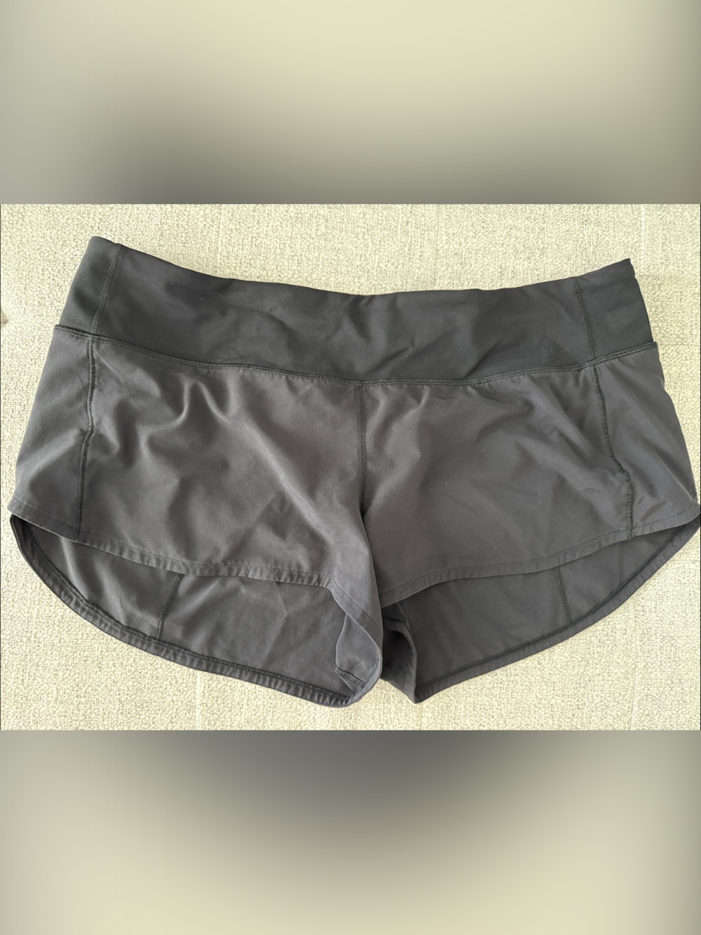 Lululemon Speed Up Shorts 2.5”